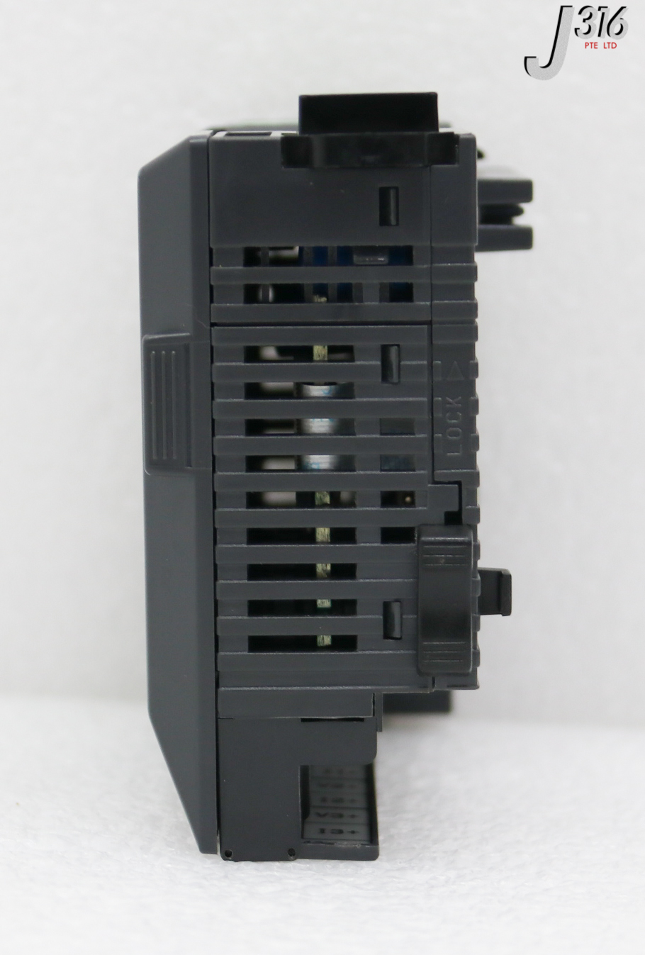 ＊ ４ ＊ 33857 KEYENCE A/D CONVERSION UNIT, 4 ANALOG INPUT CHANNELS KV-AD40